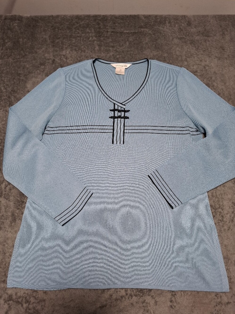 Exclusively Misook light blue black stripe long sleeve shirt blouse ladies Sz M - Picture 11 of 11